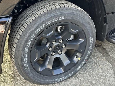 2026 RAM 1500 RAM 1500 EXPRESS CREW CAB 4X4 5'7' BOX
