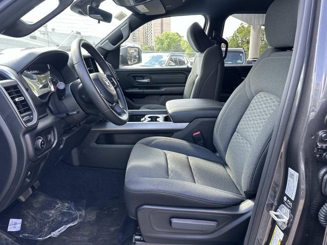 2026 RAM 1500 RAM 1500 EXPRESS CREW CAB 4X4 5'7' BOX