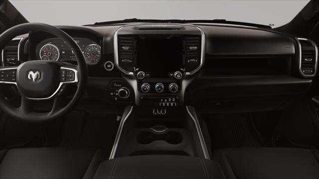 2026 RAM 1500 RAM 1500 EXPRESS CREW CAB 4X4 5'7' BOX