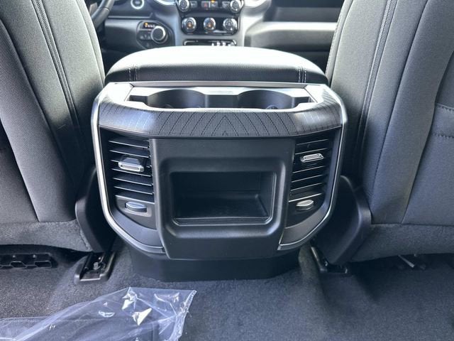 2026 RAM 1500 RAM 1500 EXPRESS CREW CAB 4X4 5'7' BOX
