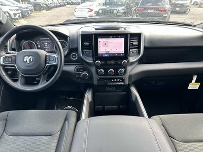 2026 RAM 1500 RAM 1500 EXPRESS CREW CAB 4X4 5'7' BOX