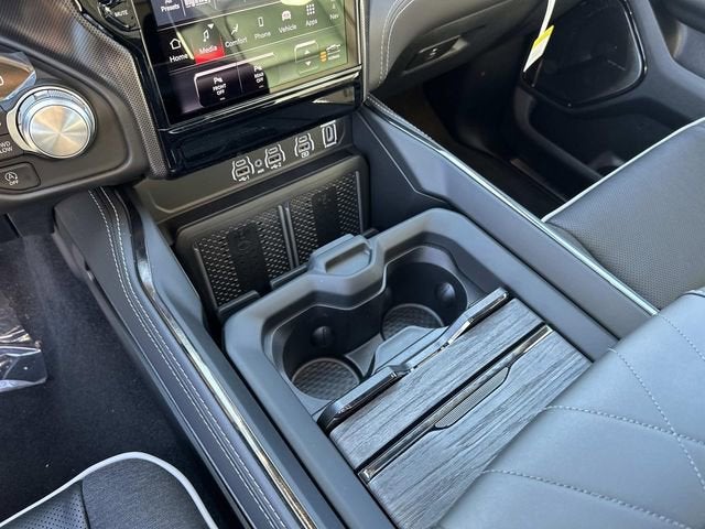 2026 RAM 1500 RAM 1500 LIMITED CREW CAB 4X4 5'7' BOX