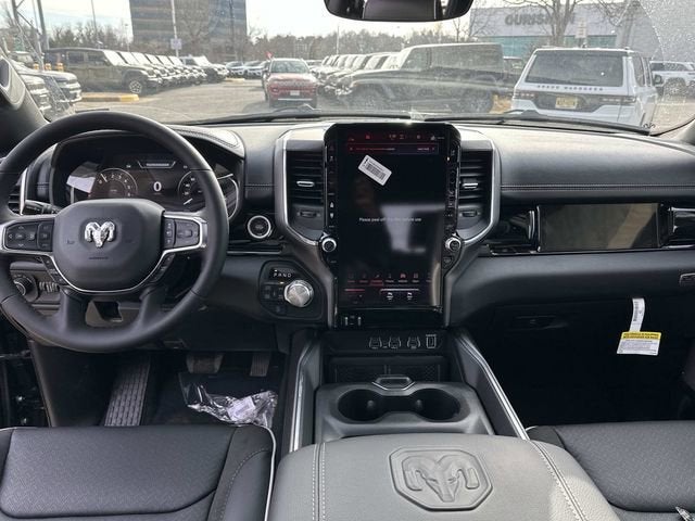 2026 RAM 1500 RAM 1500 LARAMIE CREW CAB 4X4 5'7' BOX