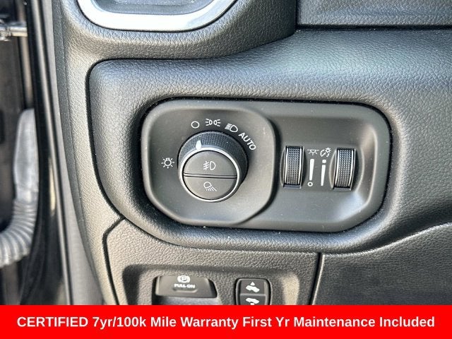 2021 RAM 1500 Laramie Crew Cab 4x4 5'7' Box