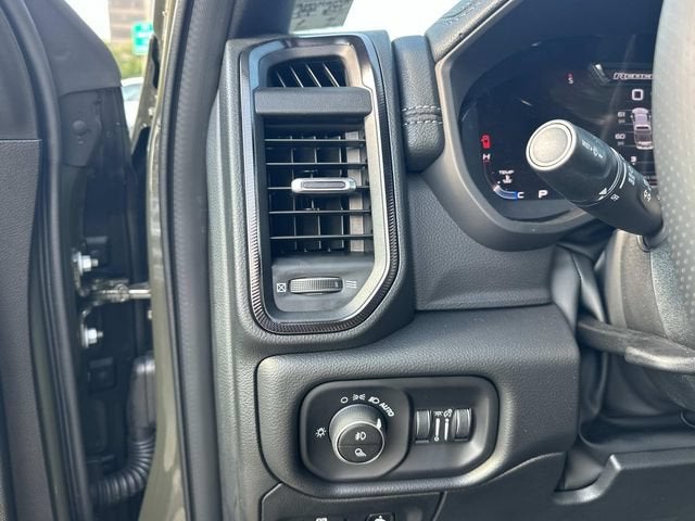 2027 RAM 1500 RAM 1500 REBEL CREW CAB 4X4 5'7' BOX