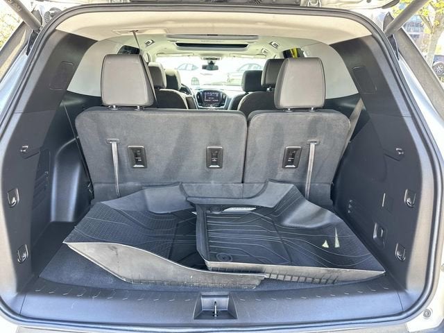 2021 Chevrolet Traverse AWD LT Leather