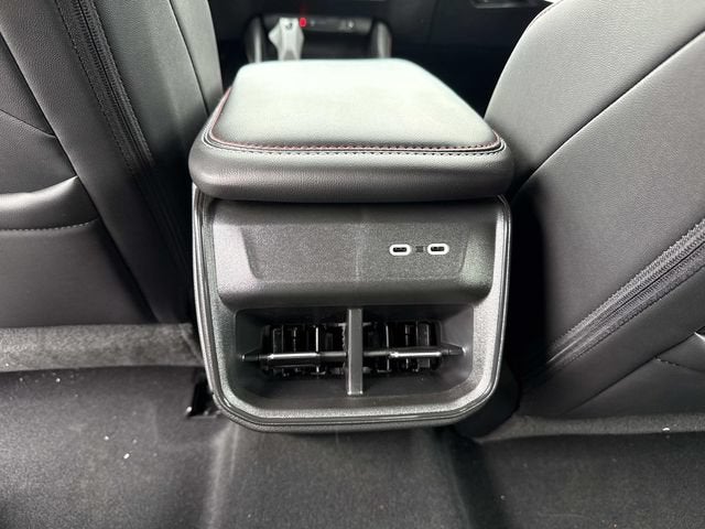 2027 Dodge Charger CHARGER R/T 4-DOOR AWD