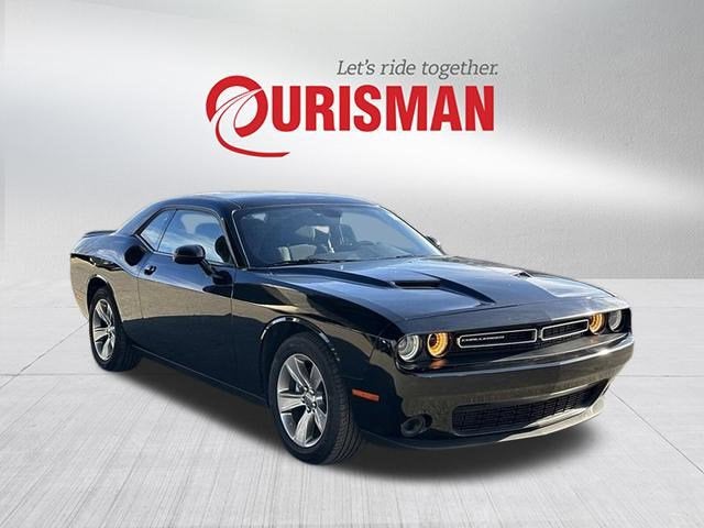 2022 Dodge Challenger SXT