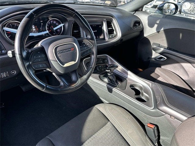 2022 Dodge Challenger SXT