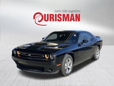 2022 Dodge Challenger SXT