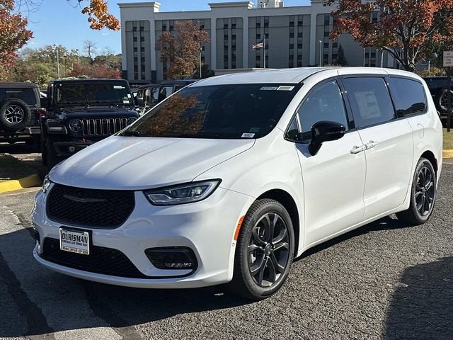 2026 Chrysler Pacifica PACIFICA SELECT