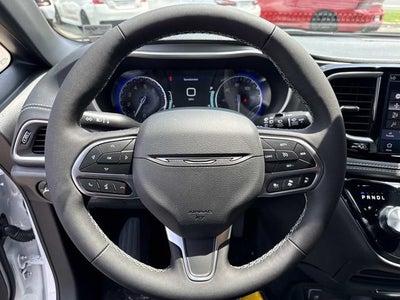 2027 Chrysler Pacifica PACIFICA SELECT