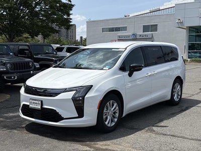 2027 Chrysler Pacifica PACIFICA SELECT