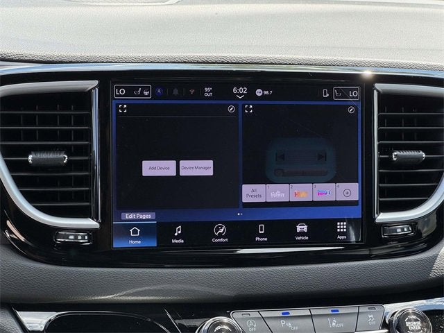 2026 Chrysler Voyager VOYAGER LX