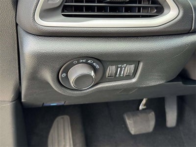 2026 Chrysler Voyager VOYAGER LX