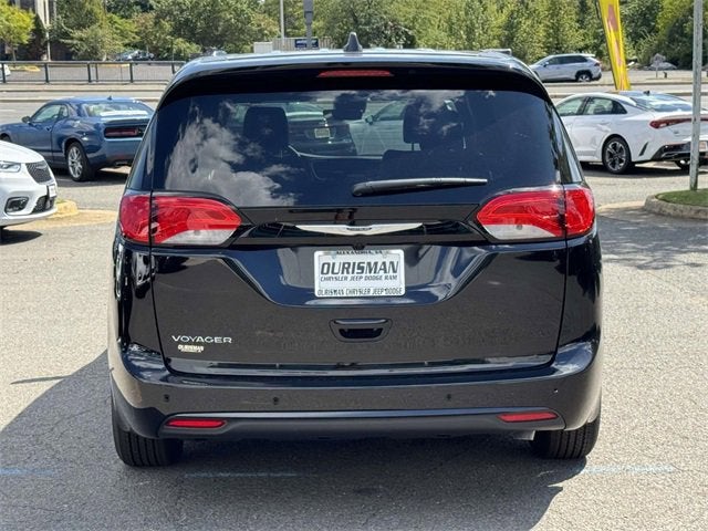 2026 Chrysler Voyager VOYAGER LX