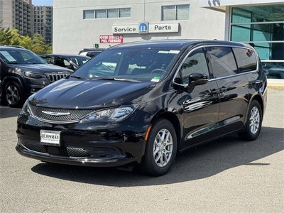 2026 Chrysler Voyager VOYAGER LX