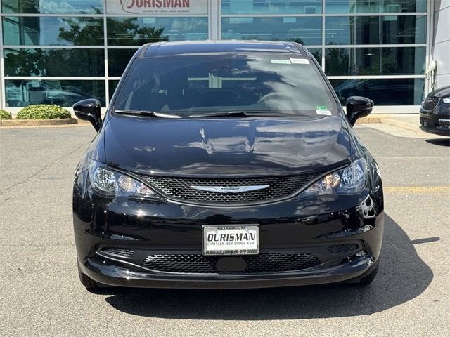 2026 Chrysler Voyager VOYAGER LX