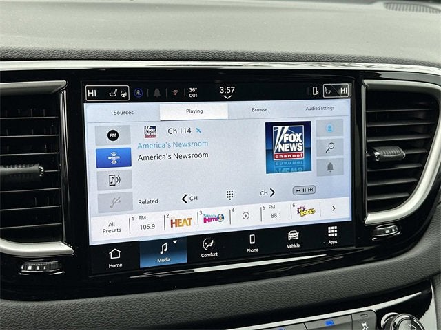 2026 Chrysler Voyager VOYAGER LX