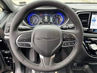 2026 Chrysler Voyager VOYAGER LX