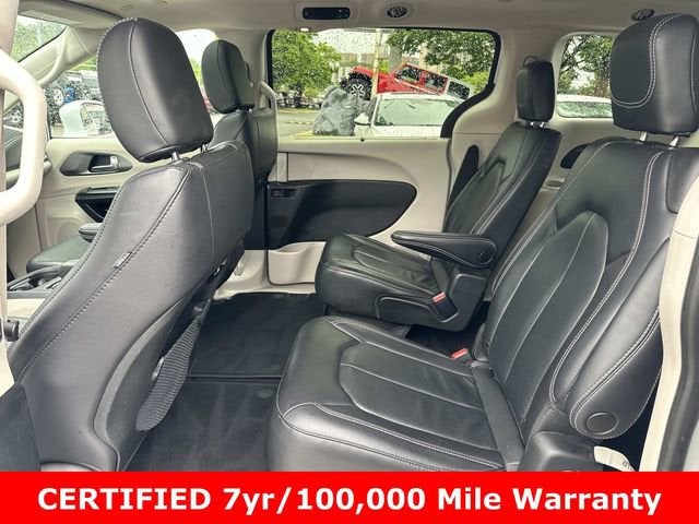 2022 Chrysler Pacifica Touring L AWD