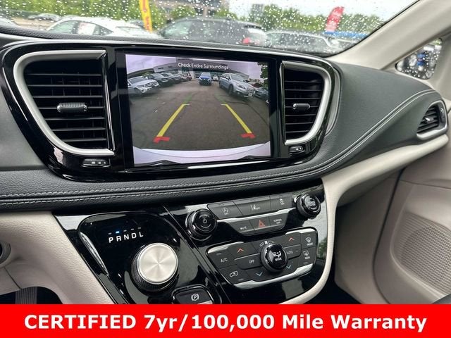2022 Chrysler Pacifica Touring L AWD