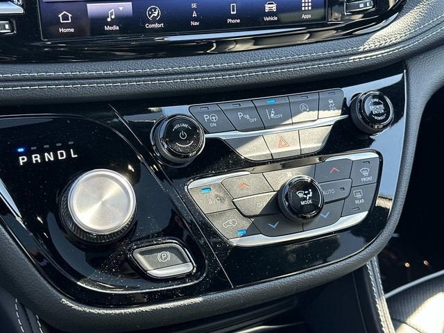 2023 Chrysler Pacifica Limited AWD