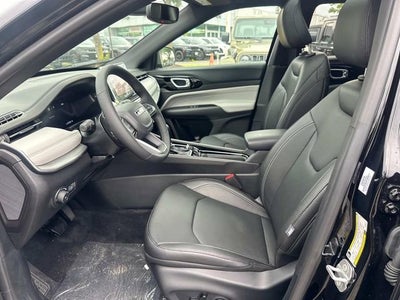 2025 Jeep Compass COMPASS LIMITED 4X4