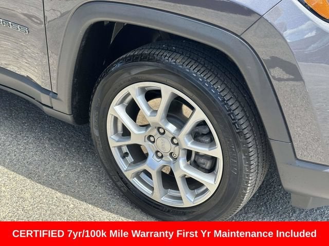 2024 Jeep Compass Latitude Lux FWD