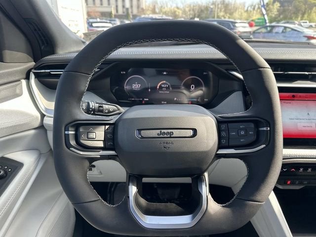 2026 Jeep Cherokee CHEROKEE LAREDO 4X4