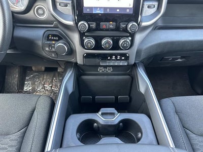 2026 RAM 1500 RAM 1500 EXPRESS CREW CAB 4X4 5'7' BOX