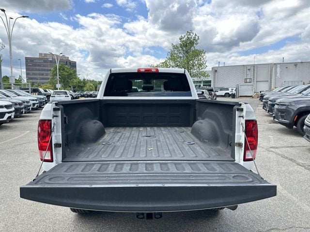 2017 RAM 2500 Tradesman Crew Cab 4x4 6'4' Box