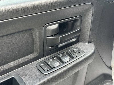 2017 RAM 2500 Tradesman Crew Cab 4x4 6'4' Box