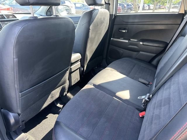 2024 Mitsubishi Outlander Sport SE