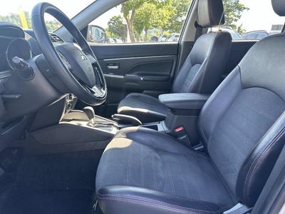 2024 Mitsubishi Outlander Sport SE