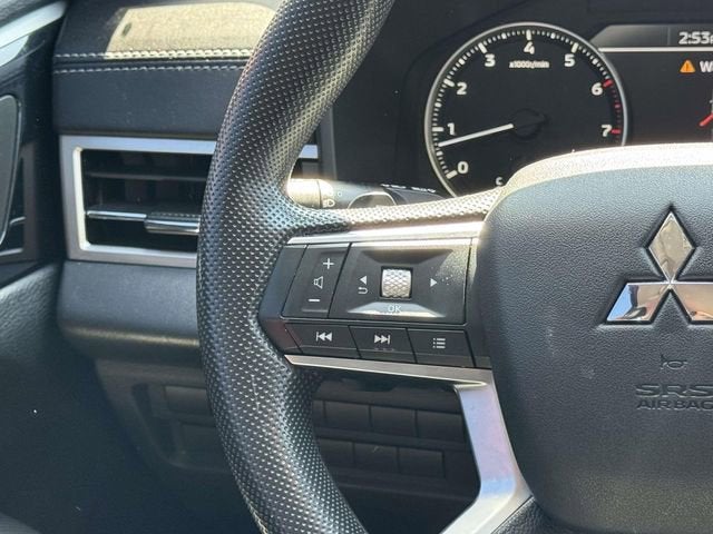 2022 Mitsubishi Outlander ES 2.5 S-AWC