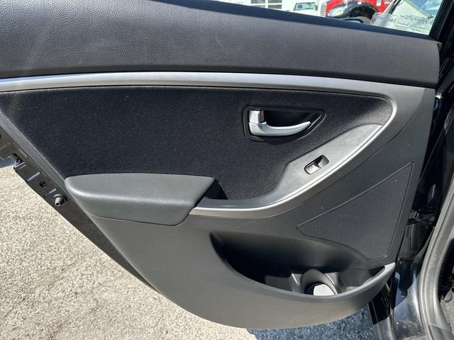 2016 Hyundai Elantra GT Base