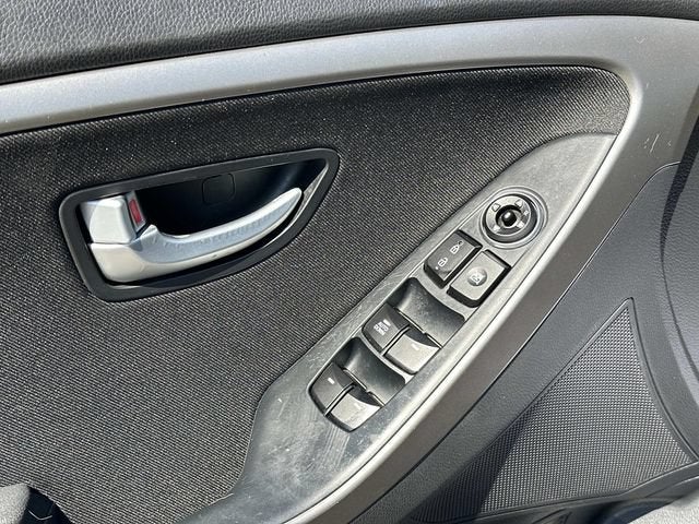 2016 Hyundai Elantra GT Base
