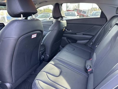 2025 Hyundai Elantra Hybrid Limited