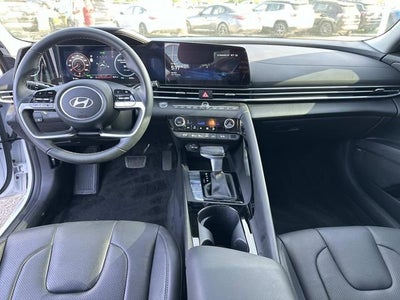 2025 Hyundai Elantra Hybrid Limited
