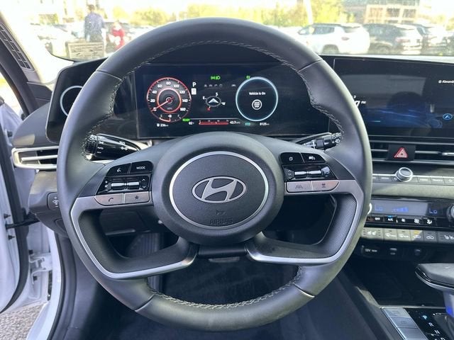 2025 Hyundai Elantra Hybrid Limited
