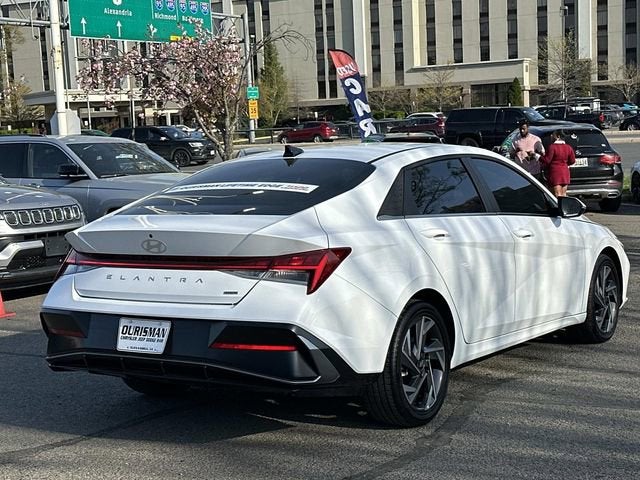 2025 Hyundai Elantra Hybrid Limited