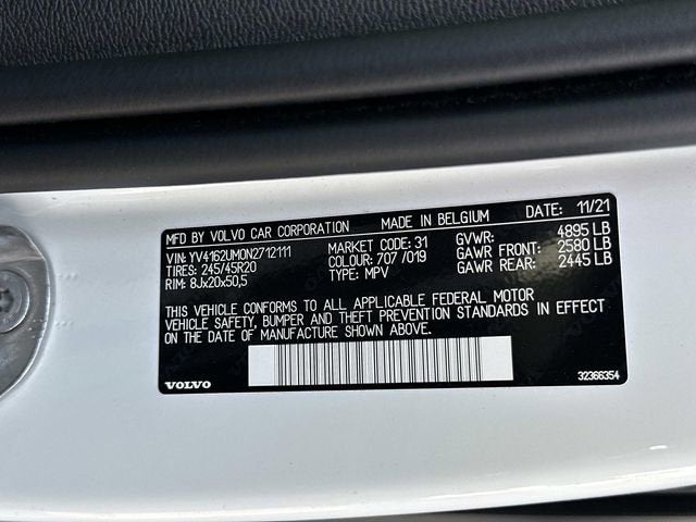 2022 Volvo XC40 T5 R-Design