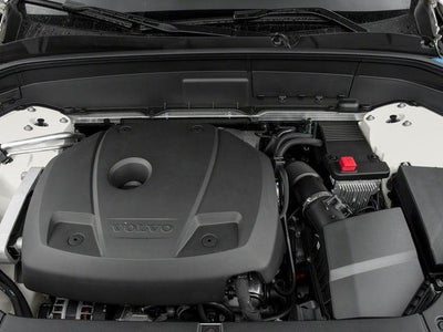 2017 Volvo XC90 T6 Momentum