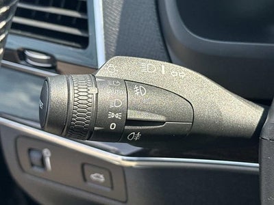 2017 Volvo XC90 T6 Momentum