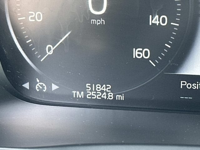 2017 Volvo XC90 T6 Momentum