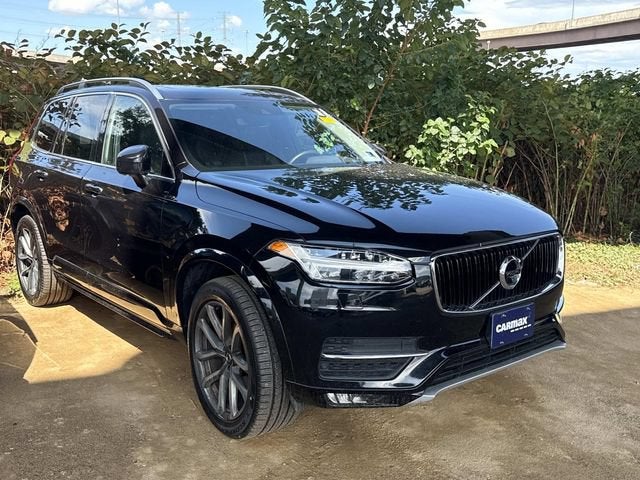 2017 Volvo XC90 T6 Momentum