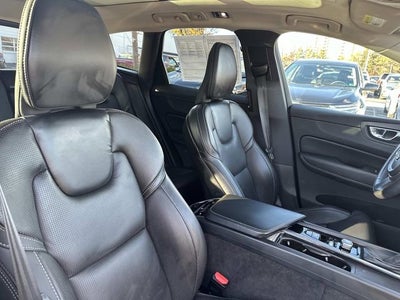 2021 Volvo XC60 Inscription