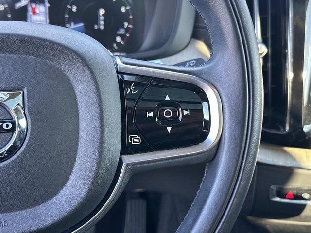 2021 Volvo XC60 Inscription