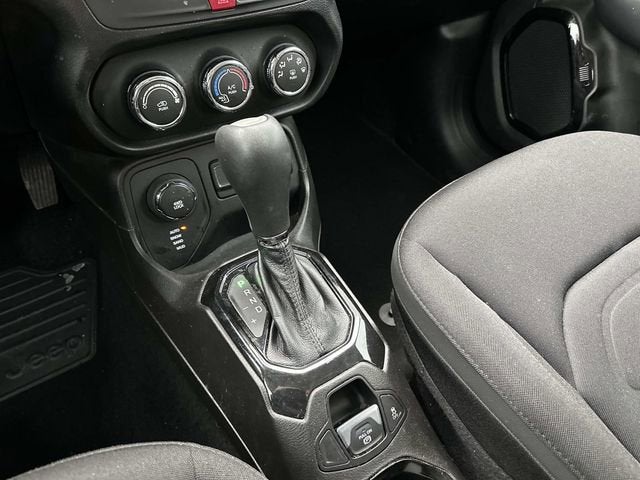 2017 Jeep Renegade Altitude 4x4